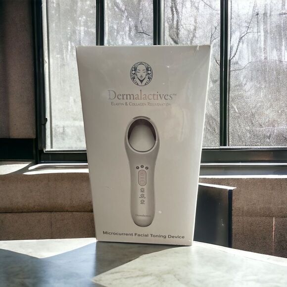 Microcurrent Facial Toning Device by Dermalactives - Picture 4 of 8